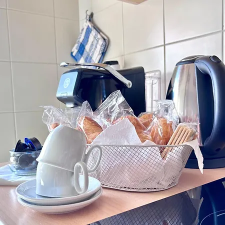 Blue Apartment, Alghero, Near Beaches *