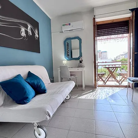 Blue Apartment, Alghero, Near Beaches